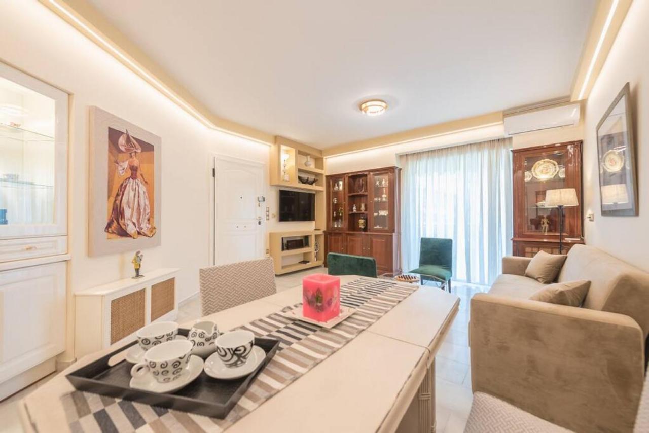 Central 3Br Apartment Next To Panormou Metro! Athens Ngoại thất bức ảnh